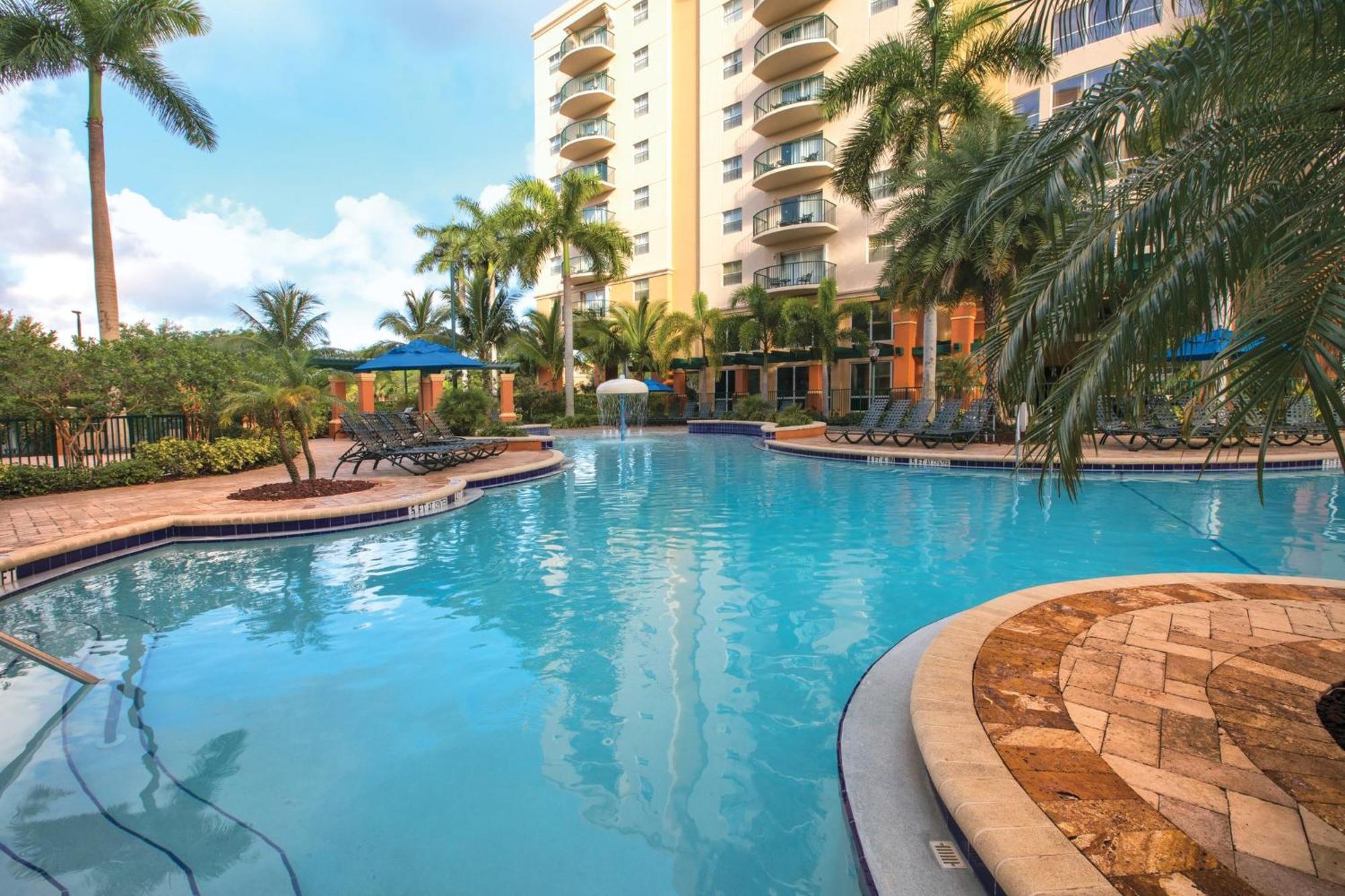 Club Wyndham Palm-Aire Hotel Pompano Beach Exterior photo